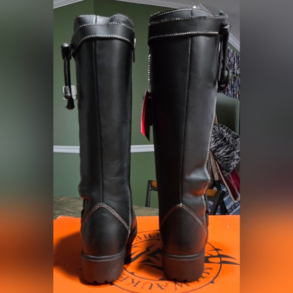 Milwaukee Black 17-Inch Lace Side Leather Boots with Contrast Stitching #1124 - Picture 3 of 16